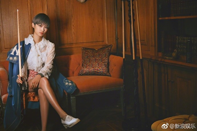 多圖／「超女」李宇春逆天美腿照曝光　網友暴動
