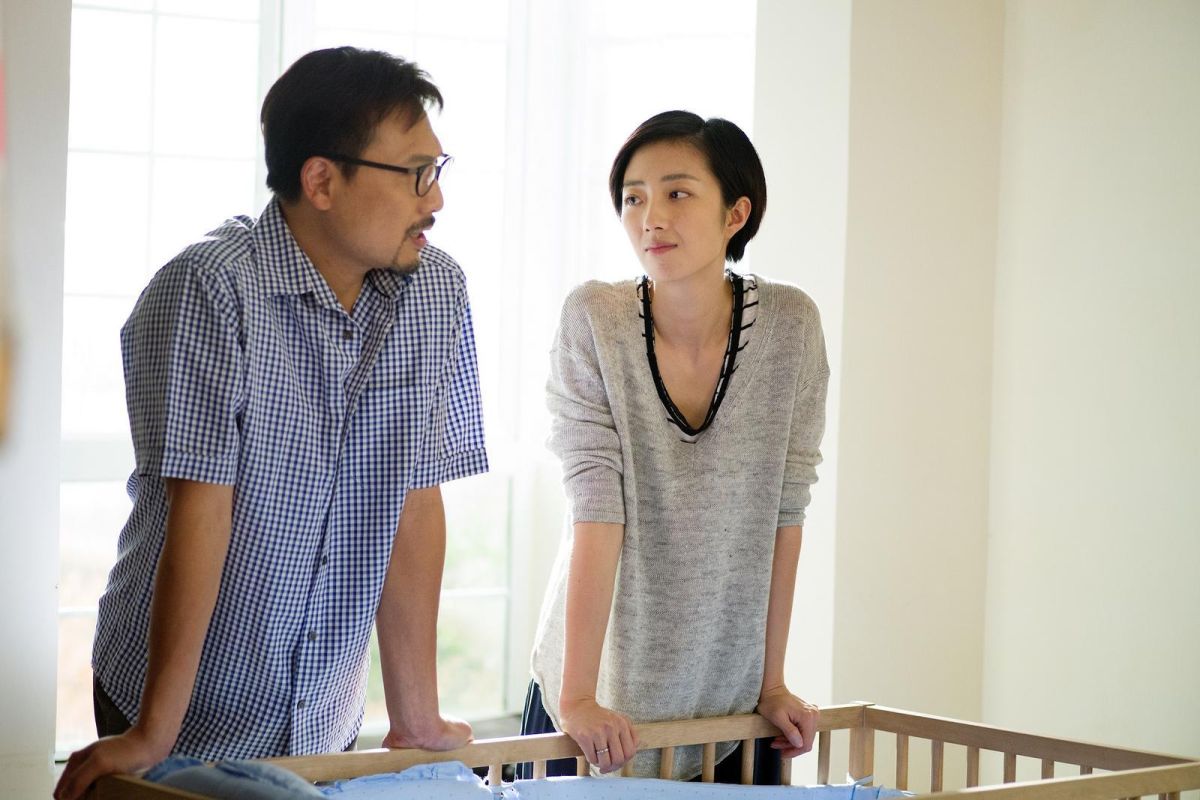 ▲桂綸鎂（右）在《東方華爾街》戲分不多卻充滿亮點。（圖／衛視電影台，2018.05.31）