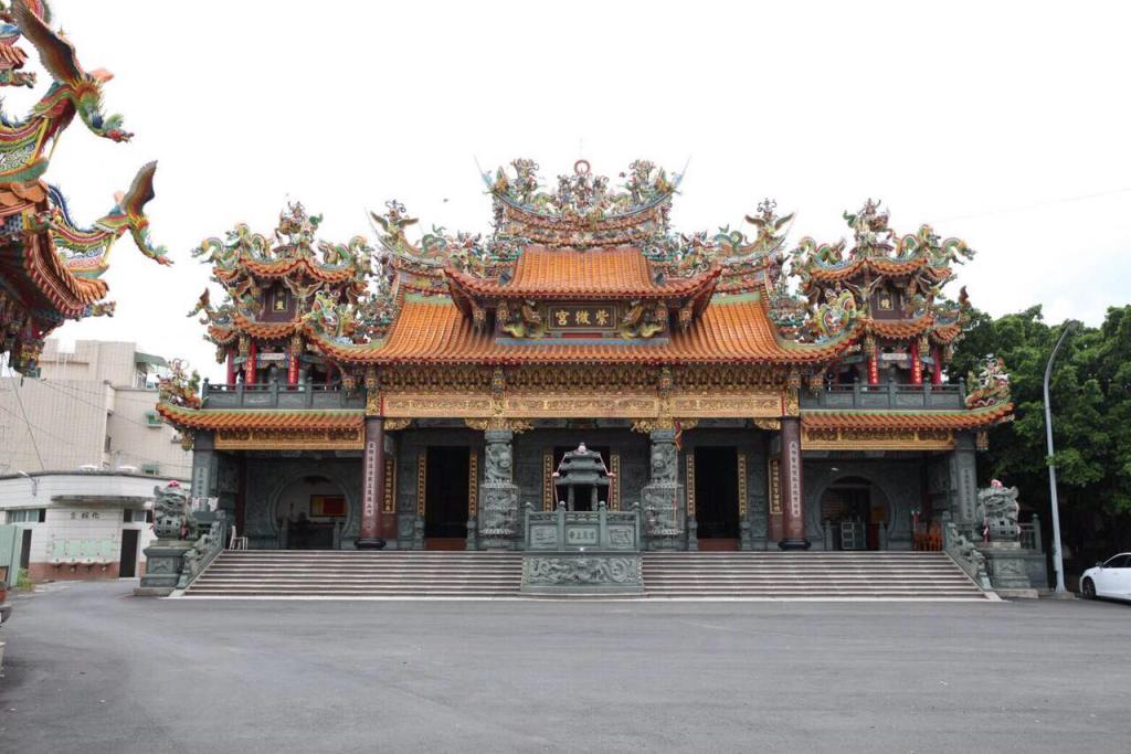 落跑神明！大溪厝紫微宮玄天上帝為何拔腿就跑？（圖／保庇）