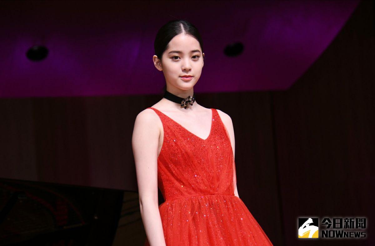 ▲歐陽娜娜將在大陸「十一國慶」晚會上獻唱《我的祖國》，陳沂為此表達看法。（圖／資料照）