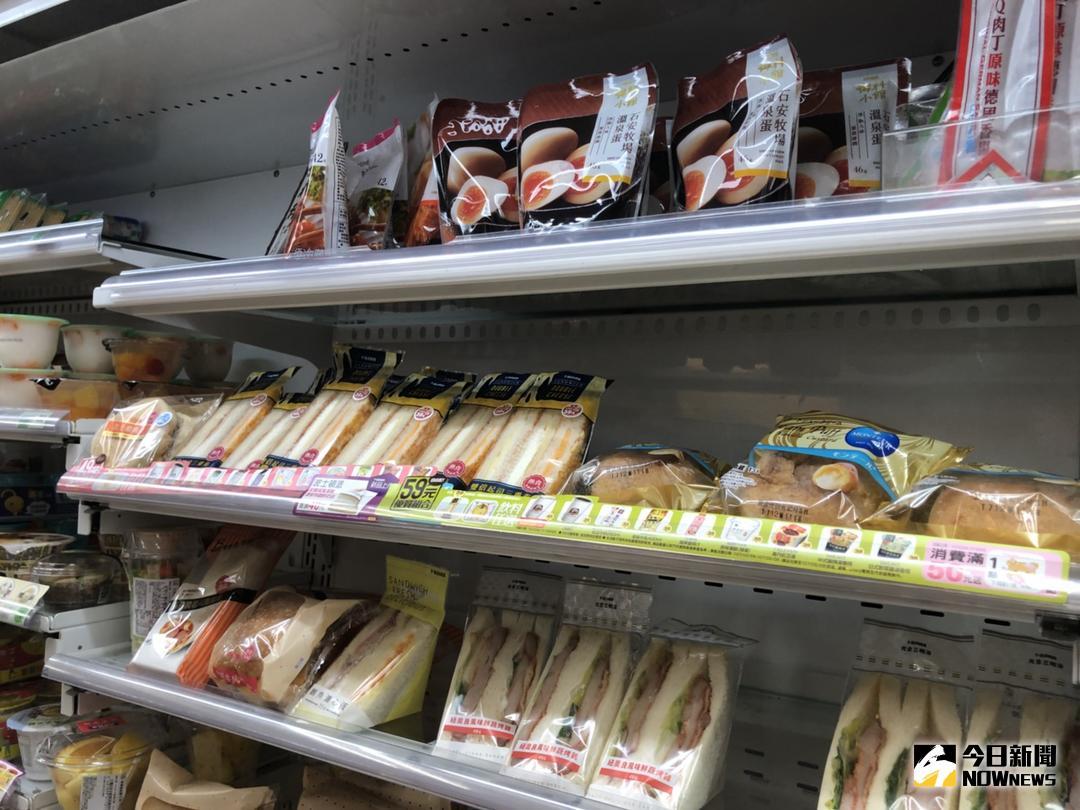 ▲漲不停！他問「什麼漲價最有感？」　網嘆：「只能戒ＯＯ了…」（圖／NOWnews資料照）