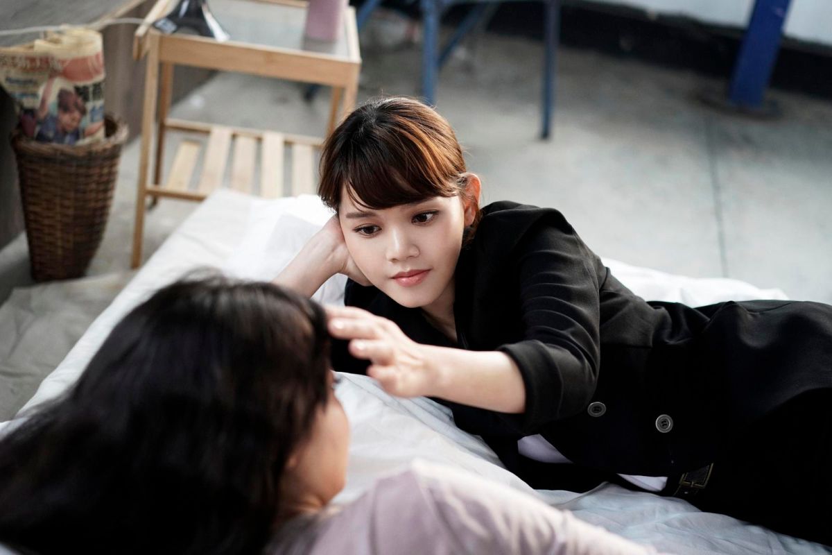 ▲李劭婕（黑衣）在《日常戀襲曲》演出拉拉戀。（圖／牽猴子，2018.06.02）