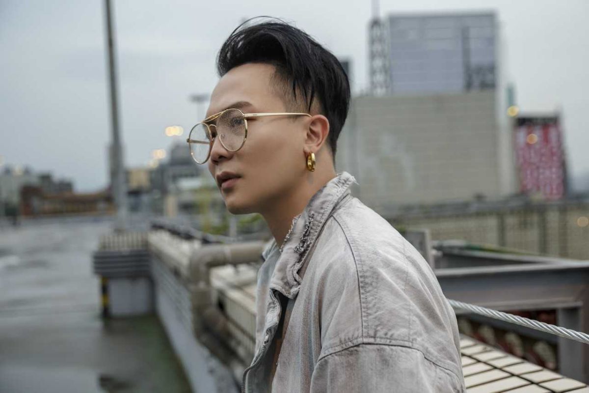 ▲蕭秉治第二波主打歌〈愛過你有多久就有多痛〉，在網路上詢問度破表。（圖／相信音樂提供 , 2018.06.05）