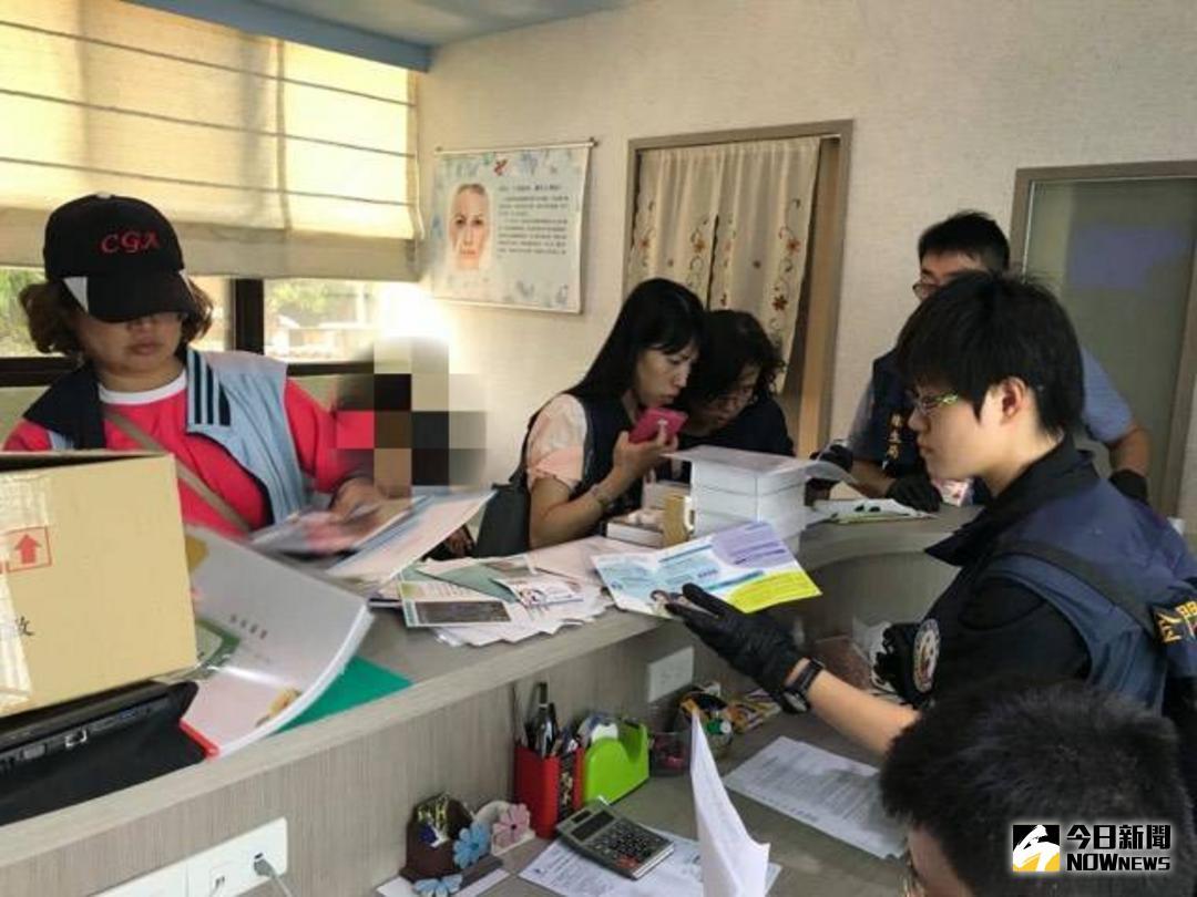 ▲金門縣湖下村一處違法替陸客施打子宮頸疫苗的未立案診所，檢警前往進行搜索。（圖／金城分局提供 , 2018.06.09