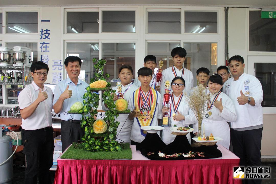 ▲大德餐飲科學生在「2018嘉義神廚盃邀請賽」表現優異。（圖／記者簡勇鵬攝 , 2018.06.11