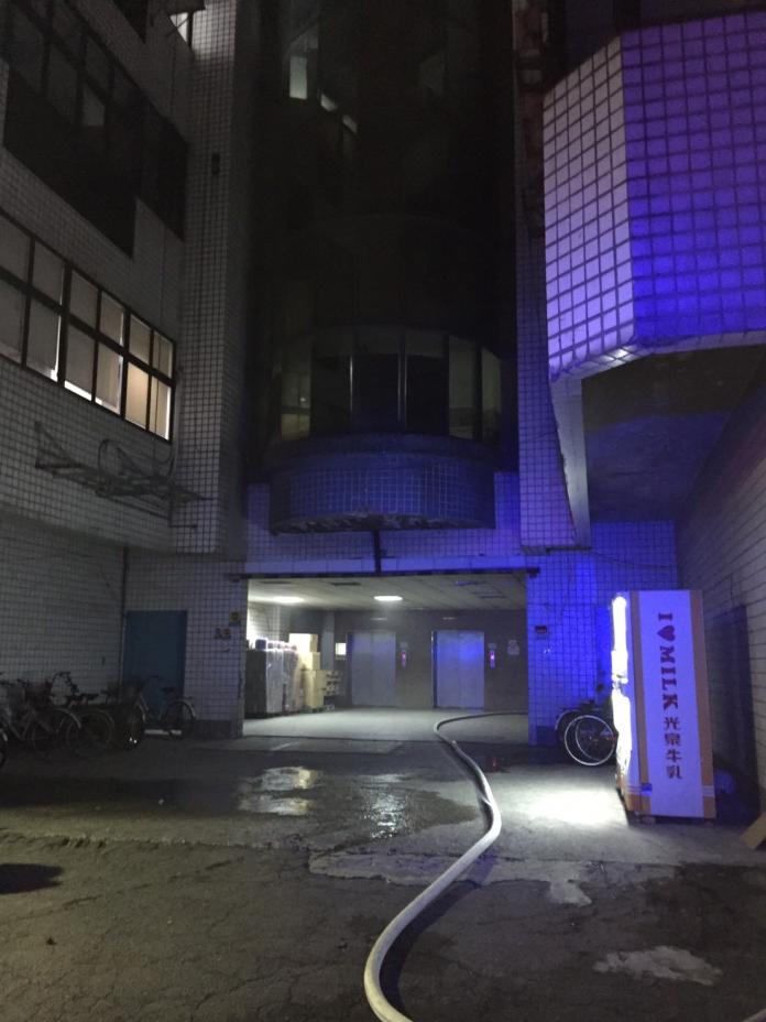 桃園龜山印刷廠大火　廠內大量易燃溶劑持續延燒
