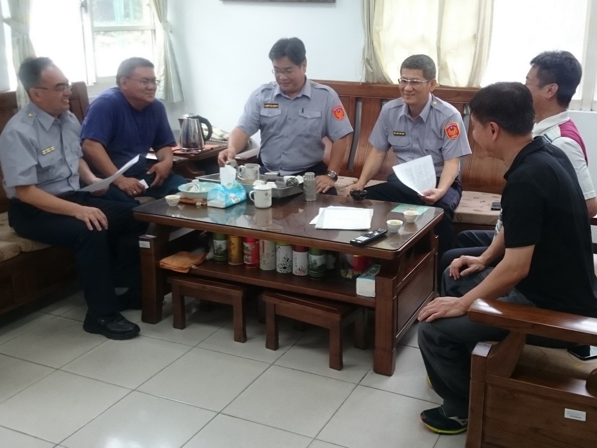 ▲針對台中谷關地區停車場安全問題，和平警分局邀集業者辦理安全座談會。（圖／和平警分局提供2018.6.13）