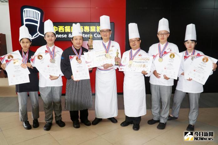 ▲大葉大學師生團隊參加「2018_TUCC泰國極限廚師挑戰賽」，贏得2小金人3金4銀5銅1佳作。（圖／大葉大學提供，2018.06.14）