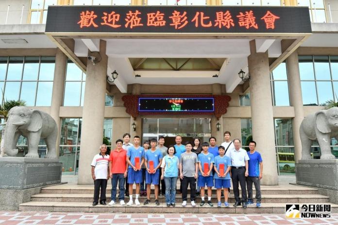 影／二林高中拳擊隊國際賽奪金　彰縣議長稱讚是台灣之光
