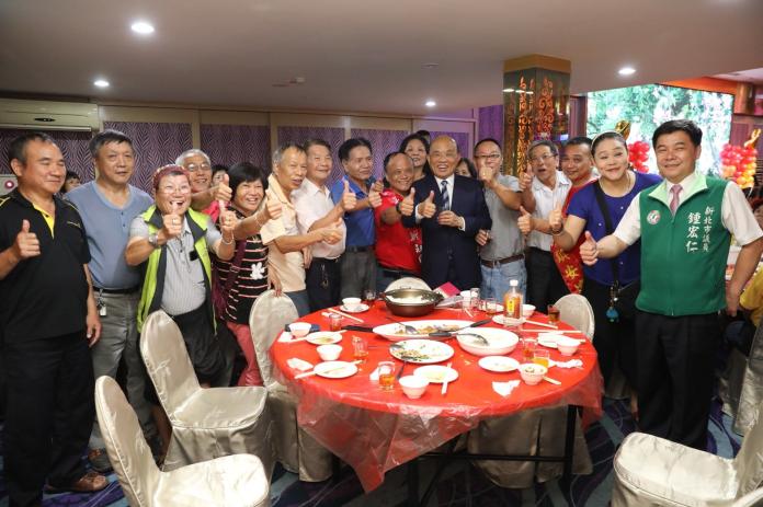 蘇貞昌出席雲林蕭府王爺遶境餐敘　獲民眾熱情簇擁
