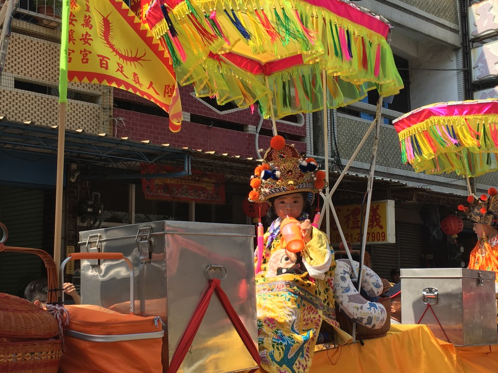 西港香家族世襲蜈蚣陣　五虎平西壓場請王（圖／保庇）