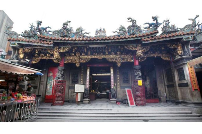 新竹城隍廟百年古井　原來是穿梭陰陽的任意門
