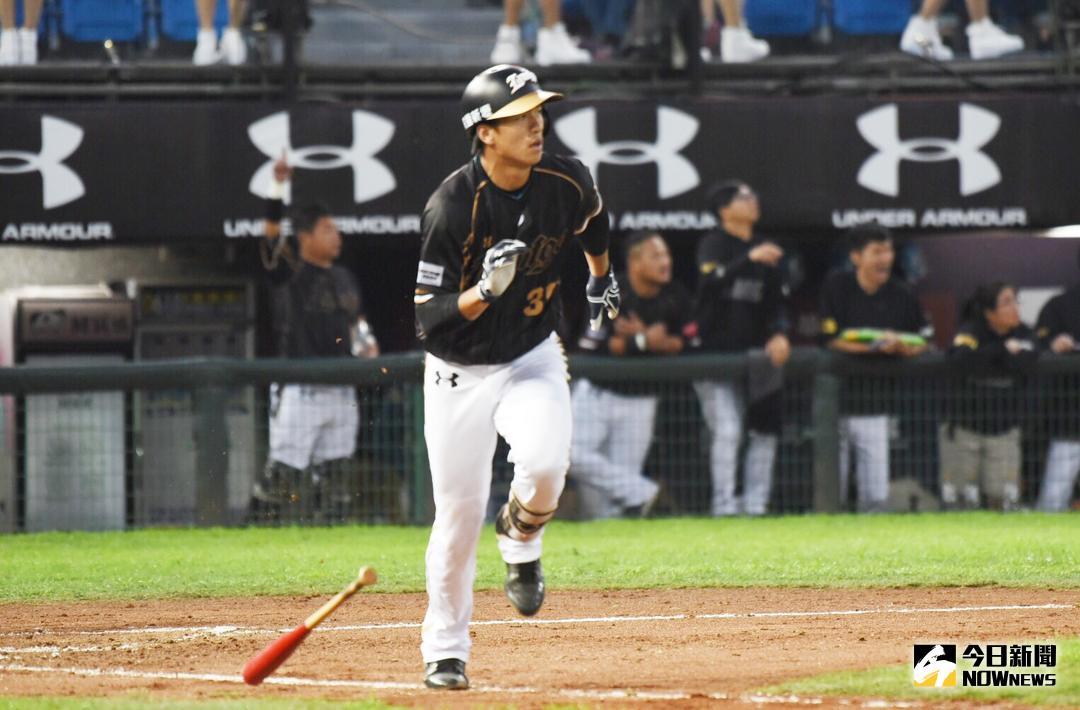 ▲桃猿三壘手林立。（圖／陳明安攝）