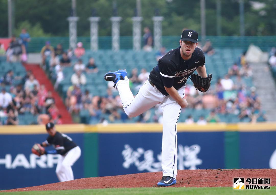 ▲富邦悍將投手羅力。（圖／記者葉政勳攝 , 2018.05.05）