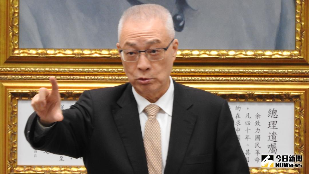 ▲前總統馬英九近來聲勢漸漸提高，外界擔心國民黨內會出現「兩個太陽」？對此，國民黨主席吳敦義 6 日受訪時表示，如果照的亮，有什麼不好。（資料照／記者戴祺修攝）