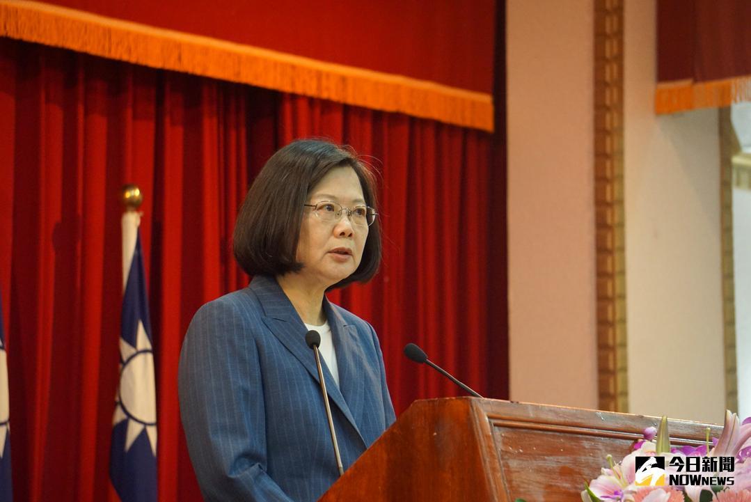 ▲民調顯示，57.4%的人認為，軍公教年改是總統蔡英文任內的重大政績，認為不是者僅38.8%。（資料照／記者呂烱昌攝）