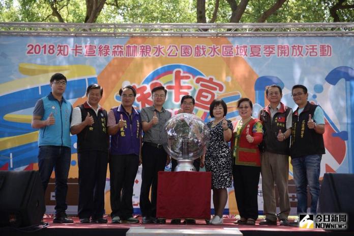 花蓮親水公園開幕　2樓高滑水道最精采
