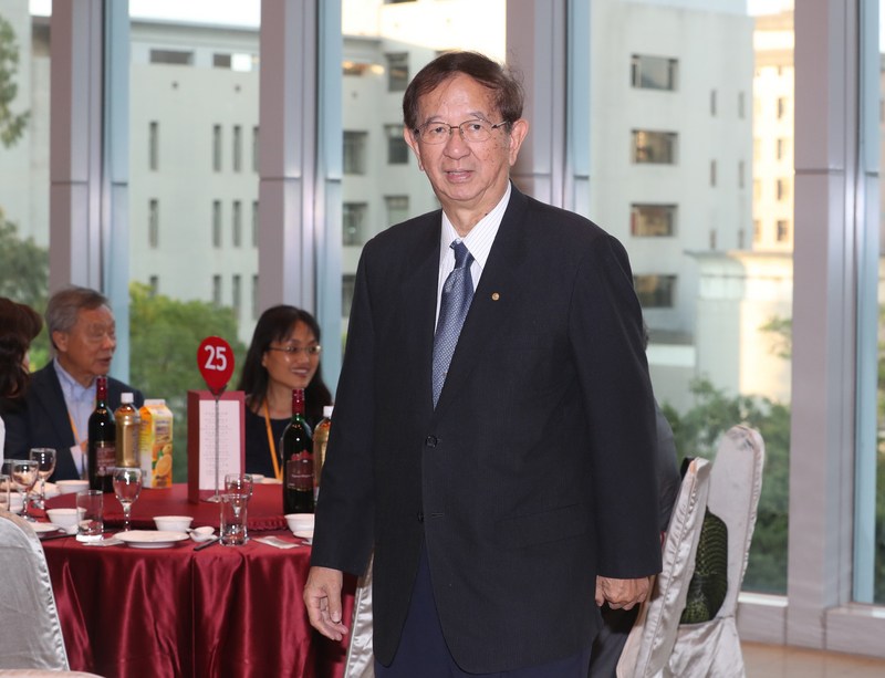 ▲前中研院長李遠哲今（20）日參加活動對於台大校長遴選案直言「台大沒有能力選出一流校長」。台大哲學系兼任教授林火旺重批李遠哲是「學術的巨人、品格的侏儒，令人瞧不起！」圖為李遠哲。中央社記者張皓安攝107年7月1日