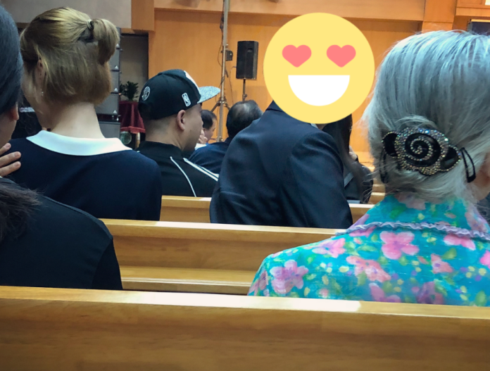 ▲南韓一名媽媽上教會竟撞見大明星。（圖／翻攝yoyowone IG , 2018.07.03）