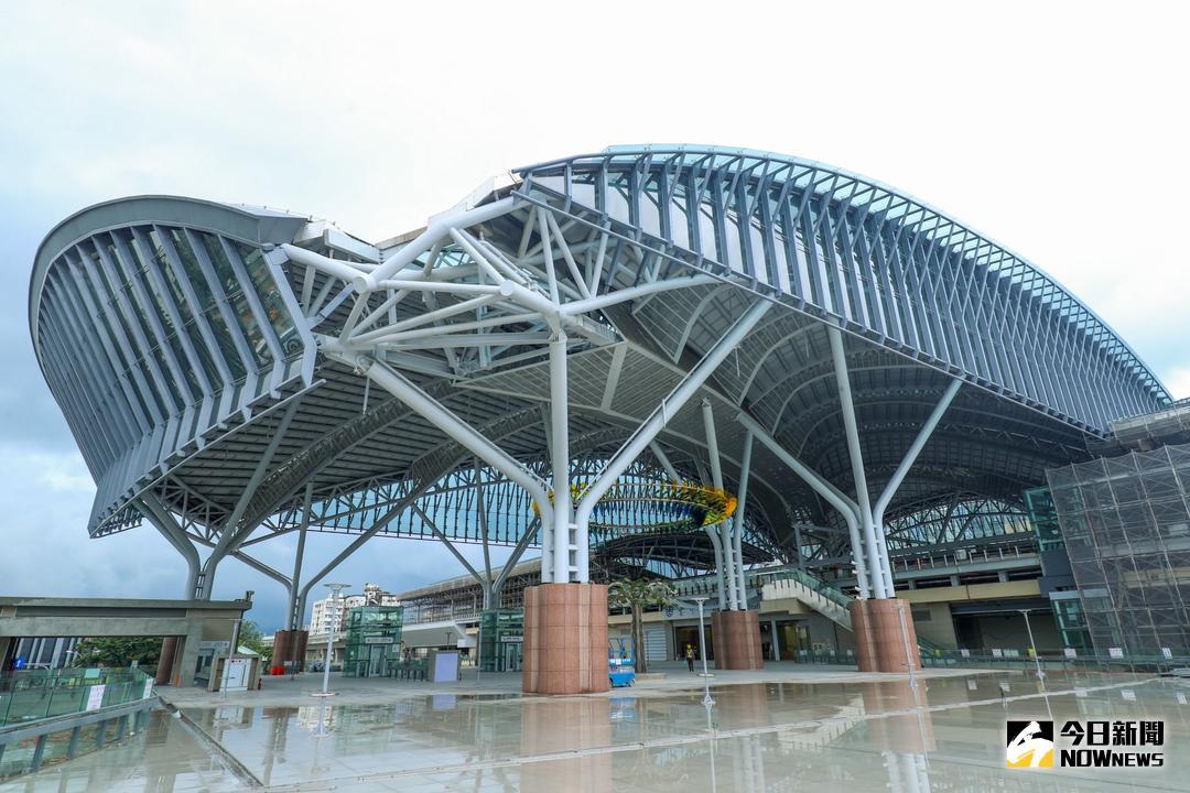 ▲台中車站建構具現代化都市休閒活動空間（圖／柳榮俊攝 , 2018.7.3\\)