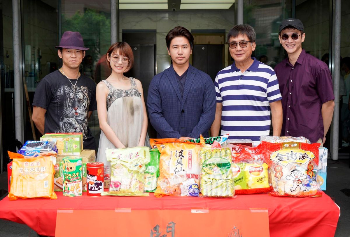 ▲電影《瘋狂電視台》由（左起）顏正國、林明禎、歐弟、梁修身、劉冠廷主演。（圖／瘋狂秀提供，2018.07.05）