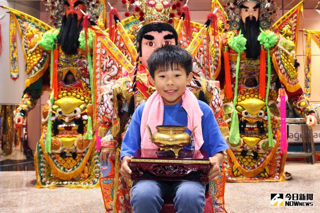 ▲大溪神將機場快閃迎接日本貴賓，為一年一度的大溪「關聖帝君聖誕繞境活動」暖場。（圖／記者李春台攝 , 2018.07.09）