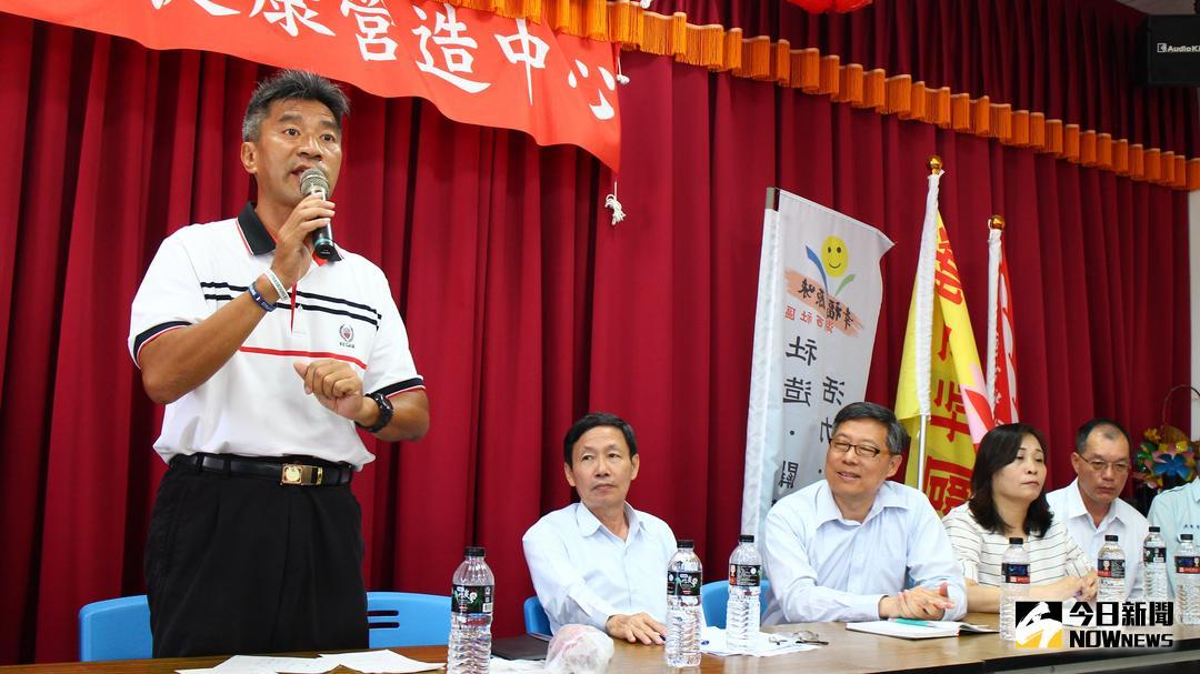 ▲中油湖西油庫漏油事件今天舉辦協調會　由湖西鄉長吳政杰主持（圖／張塵攝 , 2018.07.18）