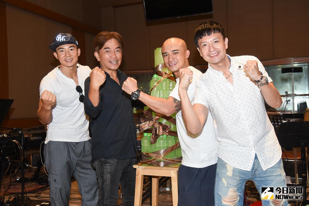 ▲吳宗憲\\(左二\\)演唱會彩排，咻比嘟嘩再次合體，周杰倫得知消息後，在社群媒體打氣。（圖／記者陳明安攝，2018.07.19）