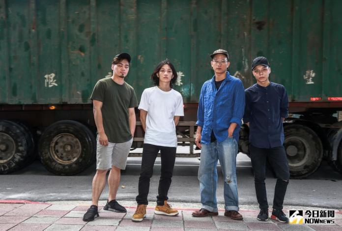 ▲吉他手阿任（由左至右）、阿德、主唱兼鍵盤手阿斌、鼓手小賴。（圖／記者葉政勳攝 , 2018.07.18 ）