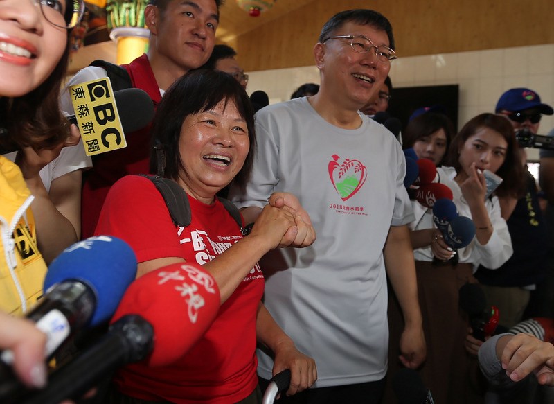 ▲屏東縣議員蔣月惠無黨無派、直率敢言的個性，讓媒體封她是「女版柯 P」。（資料圖片）中央社記者徐肇昌攝 107 年 7 月 21 日