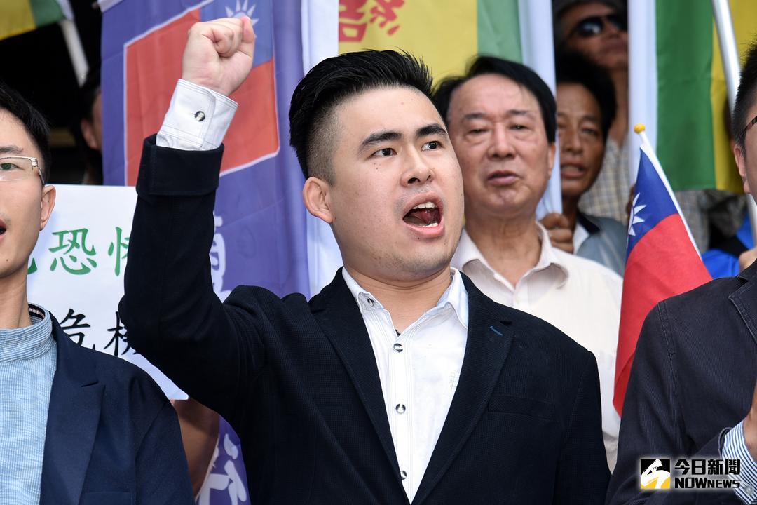 ▲新黨青年軍共諜案首開庭，王炳忠籲公開審判。（圖／記者林柏年攝，2018.7.24）