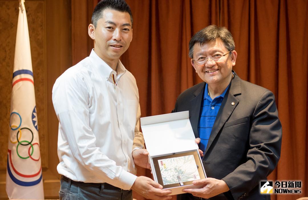 ▲日本職業足球俱樂部金澤薩維根代表西川圭史拜會教育部體育署副署長林哲宏（圖／金澤薩維根提供）