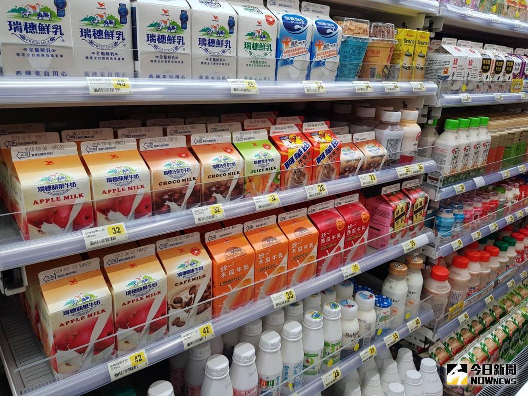 ▲近日有網友在 PTT 詢問大家「調味牛奶第一名是誰？」結果全場竟狂指「麥芽口味」，大讚「根本沒對手」。（圖／NOWnews攝）