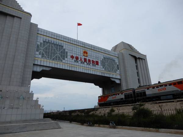 直擊／中俄邊境貿易最大口岸　滿洲里火車趕場拚經濟
