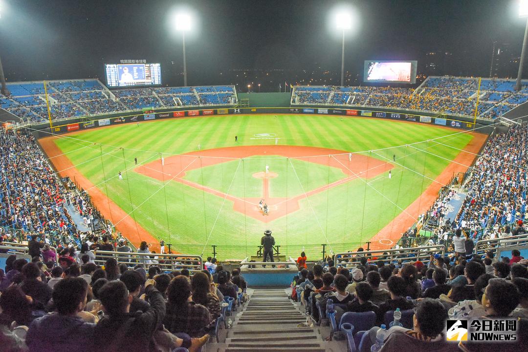 ▲中華職棒29年開幕戰，中信兄弟對上桃猿。（圖／記者陳明安攝, 2018.03.24）