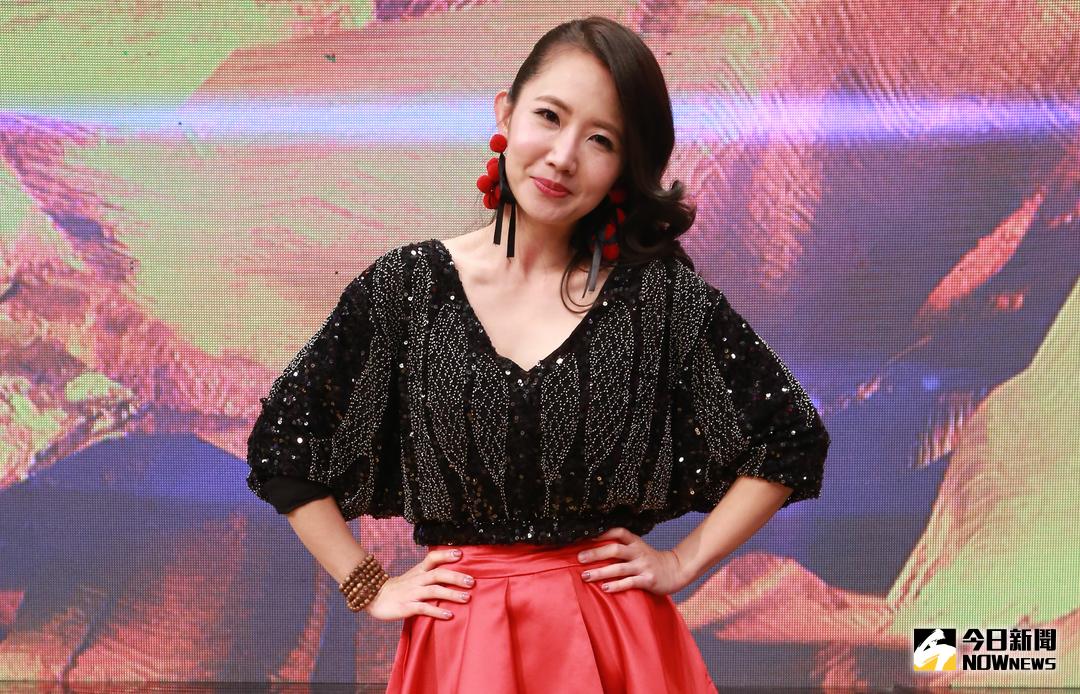 ▲主持人謝忻錄製「民視第一發發發 除夕特別節目」。（圖／記者葉政勳攝 , 2018.01.18）