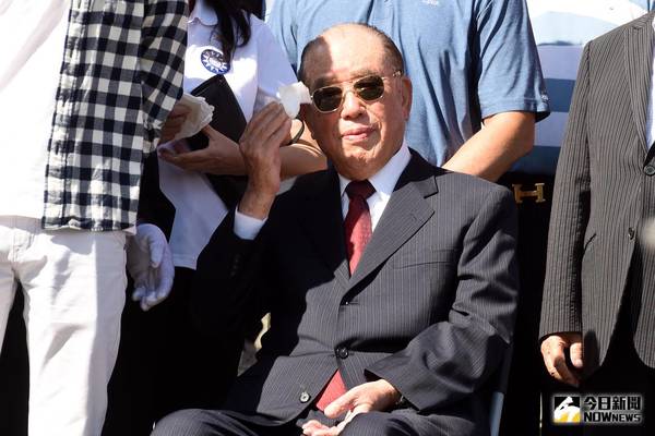 ▲前行政院長郝柏村於今年3月底逝世，公開追思儀式將於823舉行，國民黨多名政要皆會親自出席致敬。（圖／NOWnews資料照，記者林柏年攝）