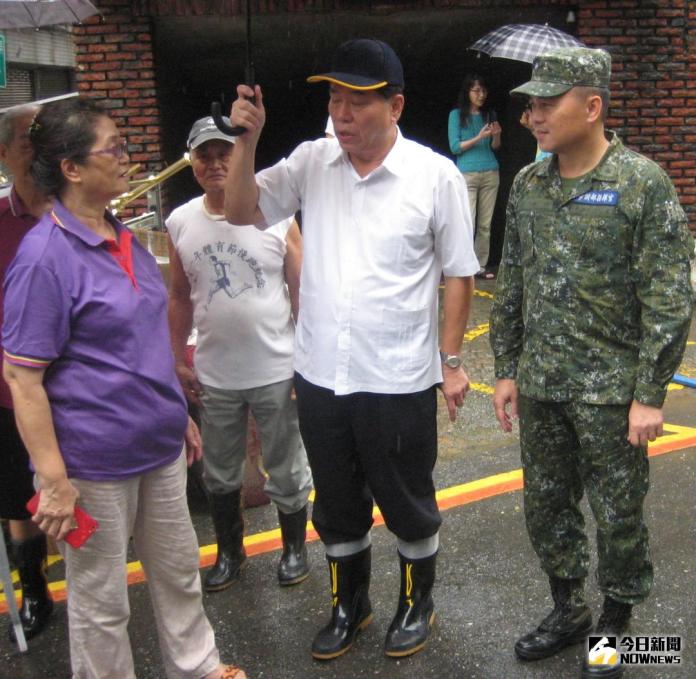 鳳山區文德里災後清理　軍方動員協助
