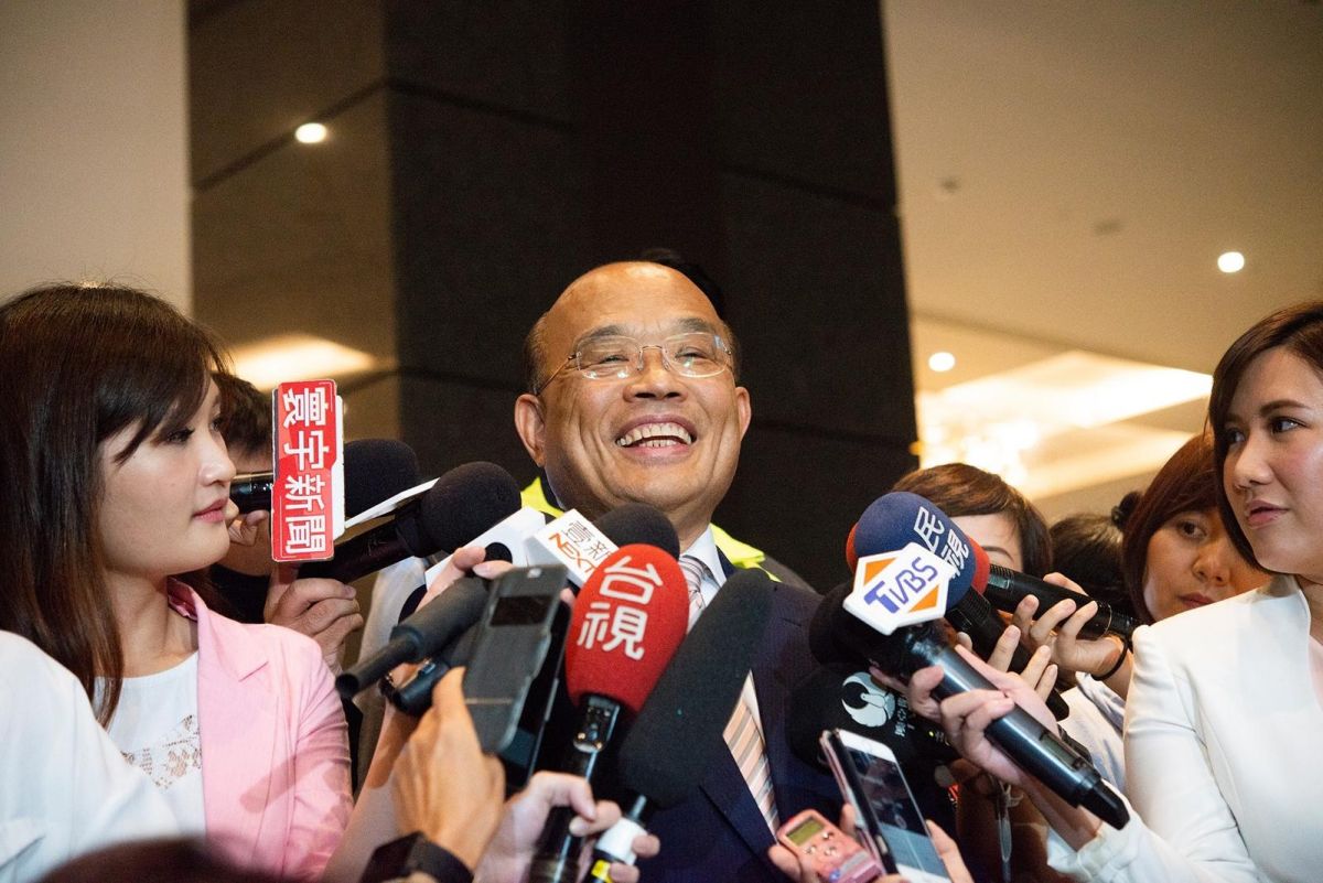 ▲蘇貞昌提出「都市再生五大引擎」的政策，透過完整的計畫與方法，讓都市更新同時達到效率，又創造多贏。（圖／蘇貞昌辦公室提供）