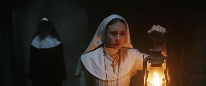 ▲莎法蜜嘉（右）一試鏡就成為《鬼修女》主角。（圖／華納兄弟，2018.08.30）