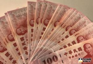 地方政府發錢！10/1起加碼「每人500元」全台都能領　資格一次看