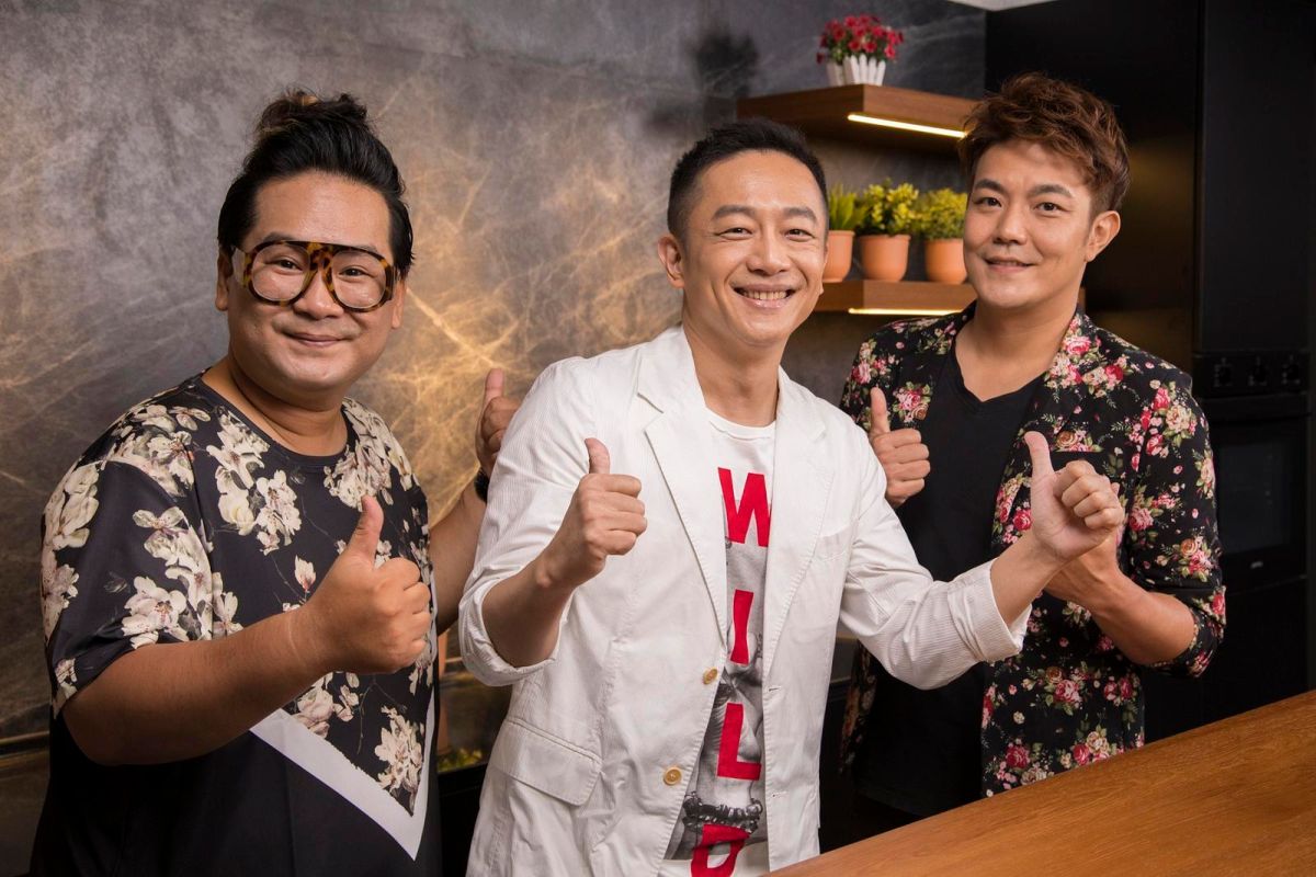 ▲陳昭榮（中）花三、四千萬元學費創業。（圖／翰成直播購物提供 , 2018.8.8）