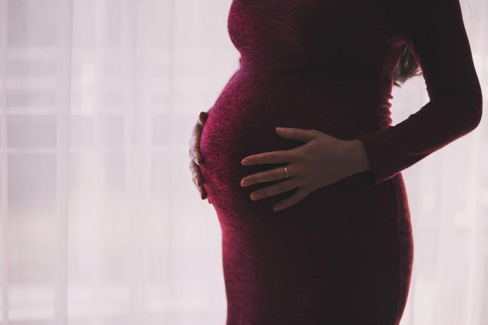 孕婦產前偷情「怕小孩基因改變」求救醫！網：資訊量太大
