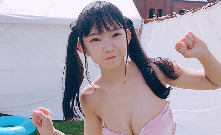 ▲日本寫真女星長澤茉里奈有「童顏巨乳超新星」封號。（圖／翻攝長澤茉里奈IG , 2018.08.10）