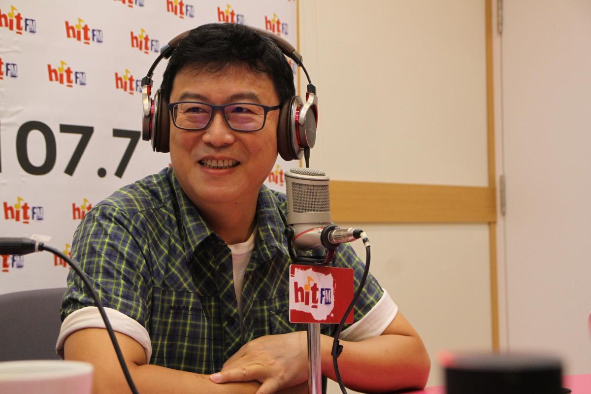 ▲民進黨台北市長參選人、立委姚文智上廣播節目，接受訪問。（圖／HIT FM提供 , 2018.8.10)