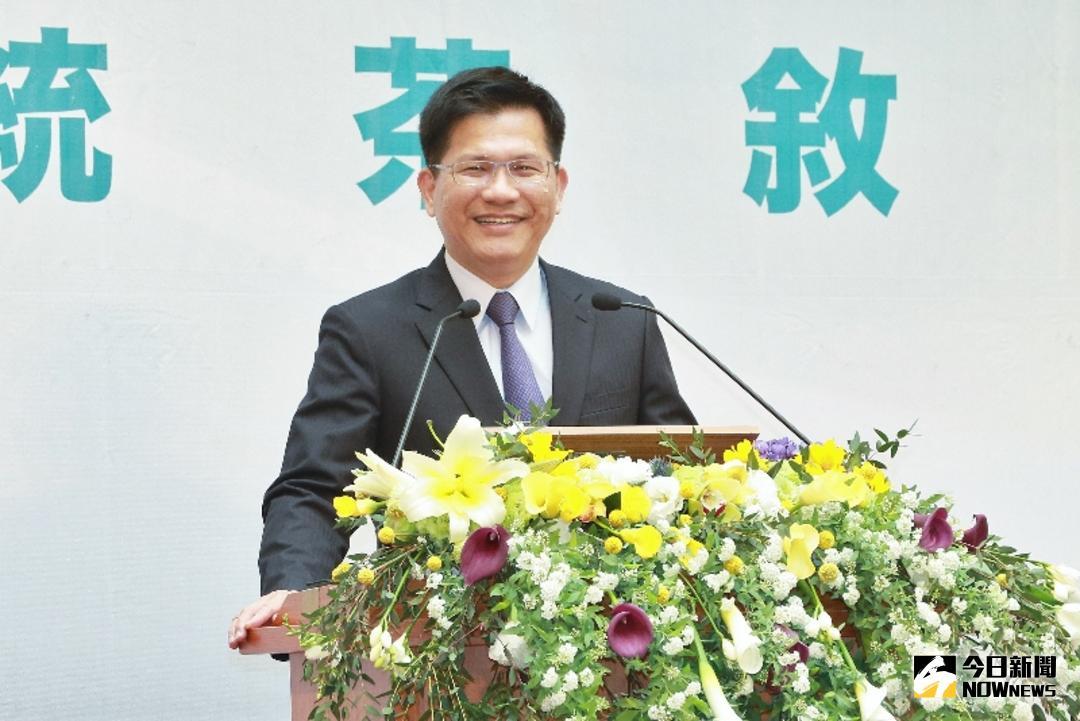 ▲台灣競爭力論壇公布民調，盧秀燕持度領先現任市長林佳龍已從去年超過15%，大幅縮減至2.2%（圖／資料照片 , 2018.8.10)