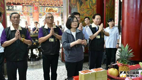 ▲蔡英文總統南下台中烏日玉闕朝仁宮參香（圖／柳榮俊攝 , 2018.9.1\\)