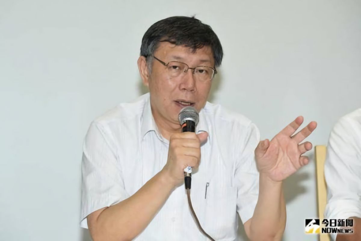 ▲台北市長柯文哲今（ 16 ）日被媒體問及妻子陳佩琪在臉書的貼文，無奈表示「她真的很難管，想寫什麼就寫。」（圖／ NOWnews 資料照）