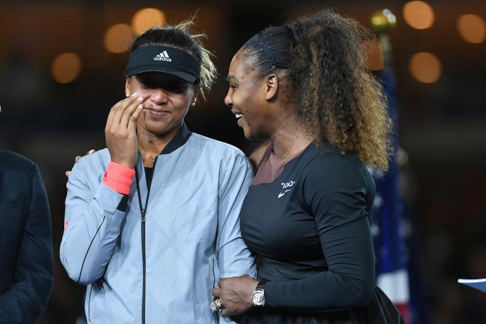 ▲大坂直美(左)曾在2018年美網擊敗Serena Williams 拿下生涯首座大滿貫金盃。（圖／美聯社／達志影像）