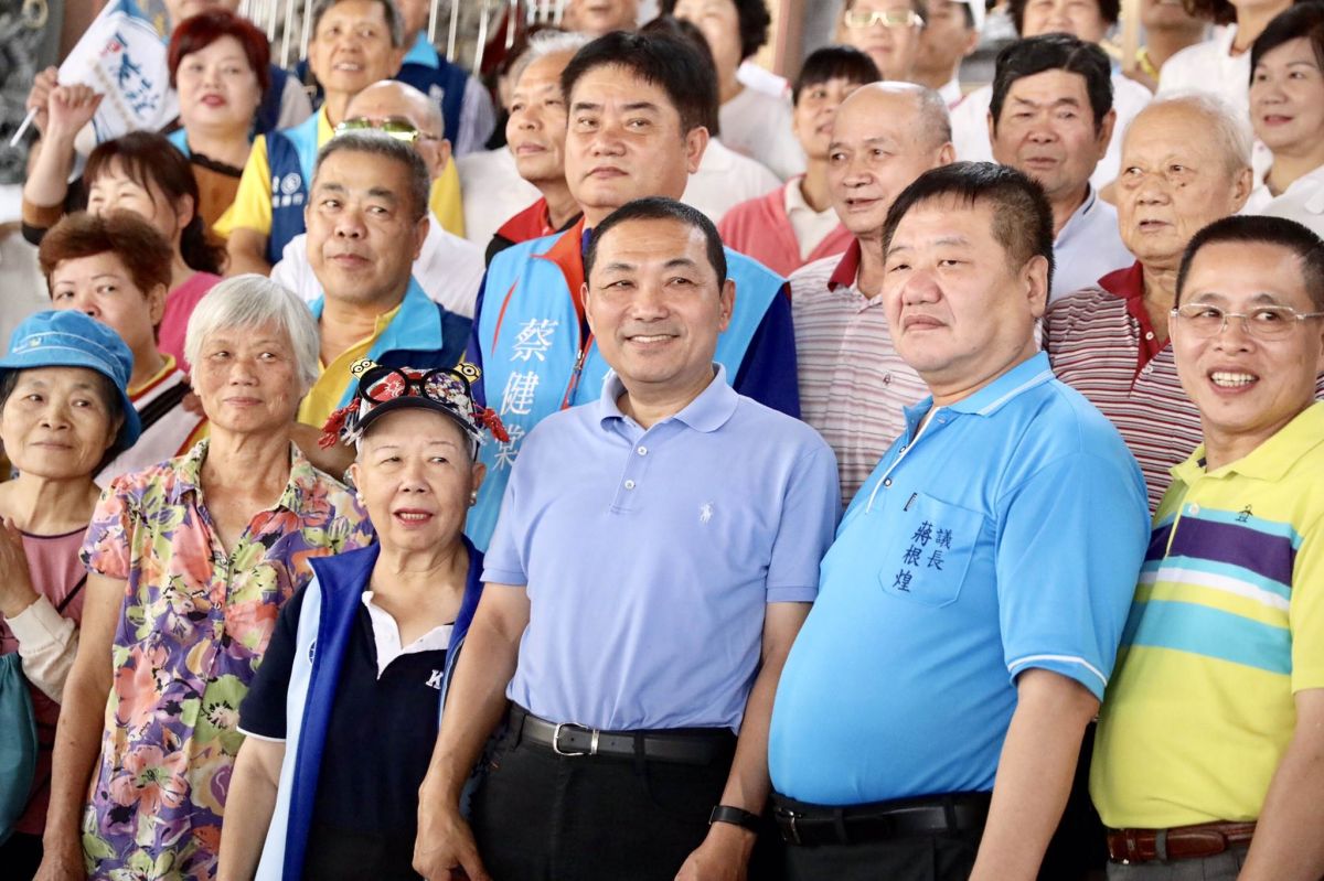 ▲侯友宜表示，新北市很多活動已躍上國際的舞台，像歡樂耶誕城、萬金石馬拉松賽都在國際的舞台上發光、發熱，有亮眼的表現。（圖／侯友宜辦公室提供）